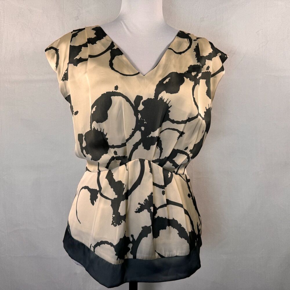 Sound & Matter Blouse Sz M Ivory Charcoal V-Neck Sleeveless Peplum Zip Open Back